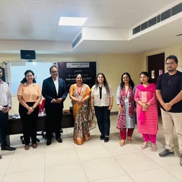 Aalgorix team in a strategic partnership meeting